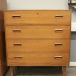 832 1332 CHEST OF DRAWERS